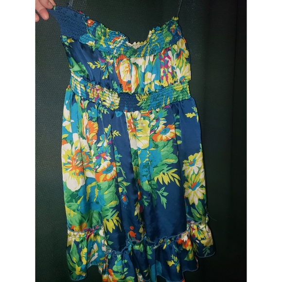 Floral tube top - Picture 2 of 3